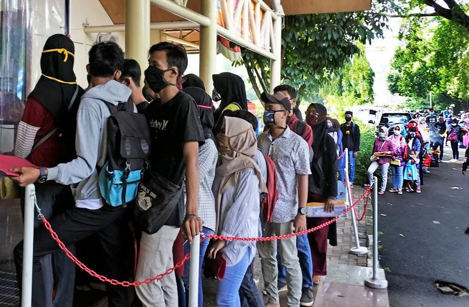 Krisis Pengangguran Indonesia: Pameran Kerjaya, Tekanan Ekonomi dan Perjuangan Mendapatkan Pekerjaan yang Bermaruah