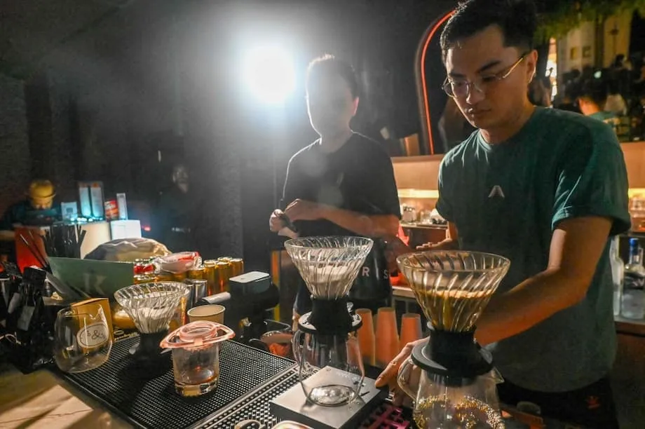 Pengusaha Restoran Singapura Beralih ke Johor Bahru: Kos, Cabaran dan Masa Depan Sajian Rentas Sempadan