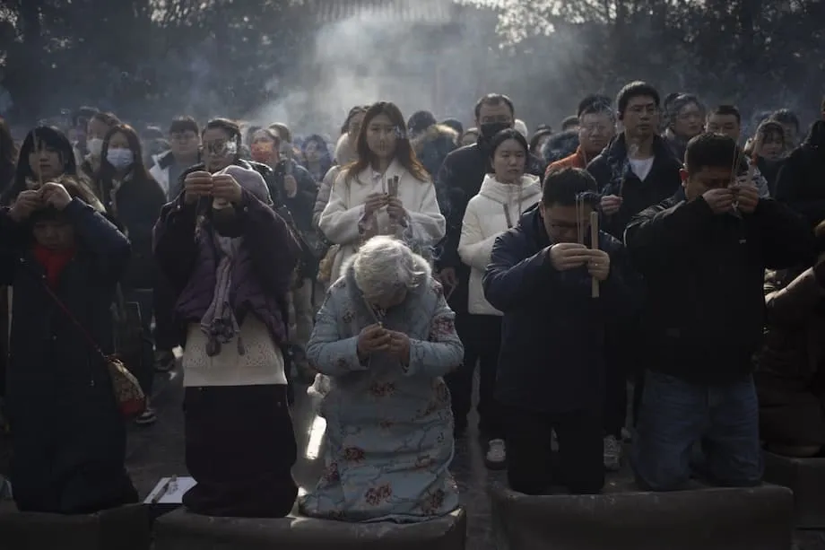 Masyarakat Bandar China dan Peningkatan Penipuan Guoxue: Tradisi, Identiti dan Tarikan Pencerahan
