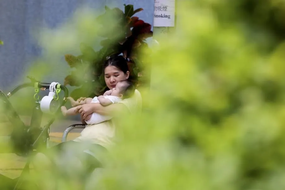 Patutkah Skim Bonus Bayi Hong Kong Merangkumi Keluarga di Bawah Skim Bakat? Meneliti Perdebatan dan Implikasinya