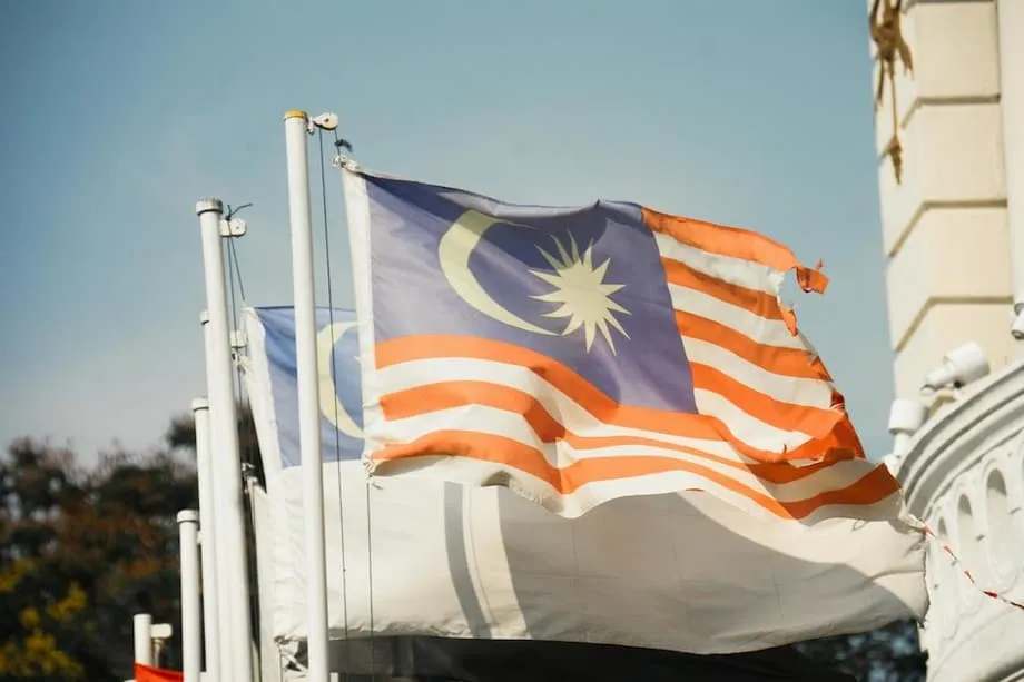 Undang-undang Tali Pinggang Keledar Bas Malaysia: Penguatkuasaan Baharu, Tragedi dan Usaha Memastikan Perjalanan Lebih Selamat