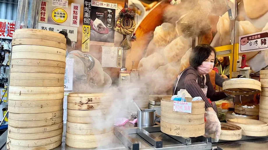Meneroka Taipei: Menelusuri Makanan, Pasar dan Budaya