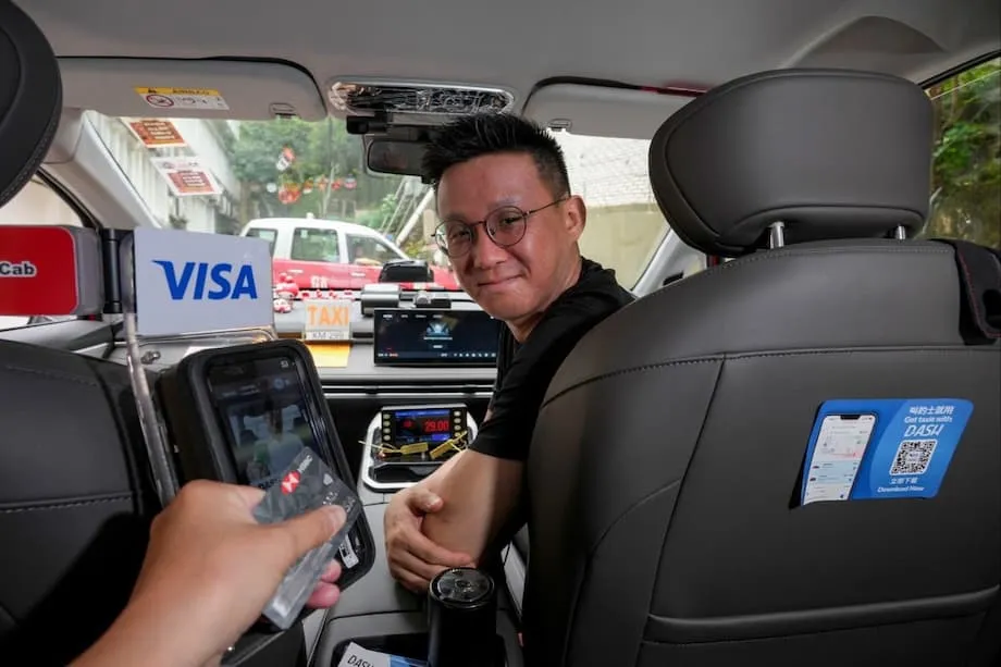 Revolusi Teksi Hong Kong: Bagaimana Dash dan Pembayaran Elektronik Mengubah Teksi Bandar Ini