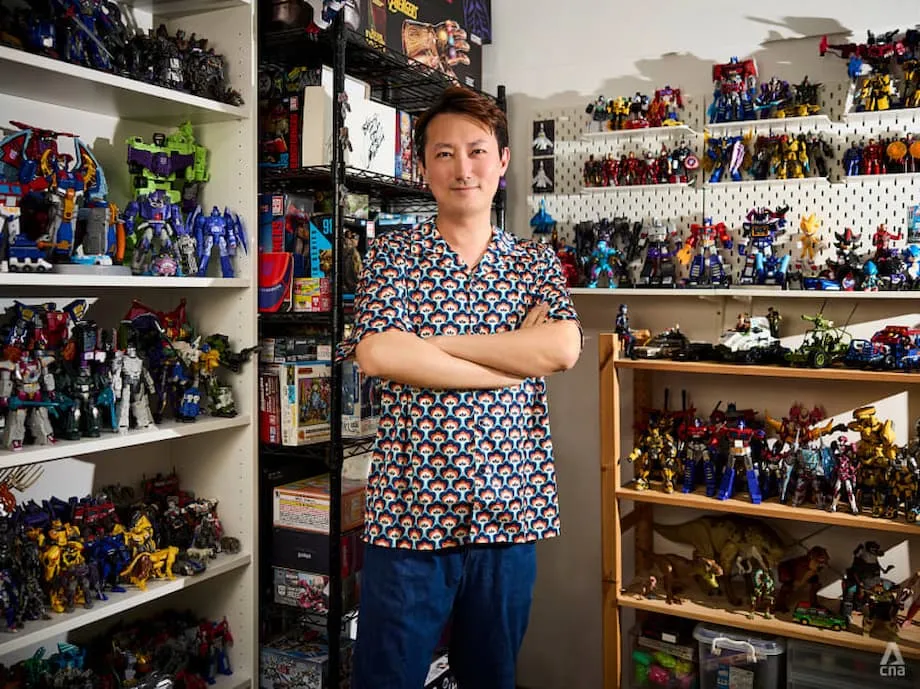 Benjamin Wong: Pengumpul Mainan Singapura yang Menjadi Juara Gundam dan Ikon Komuniti