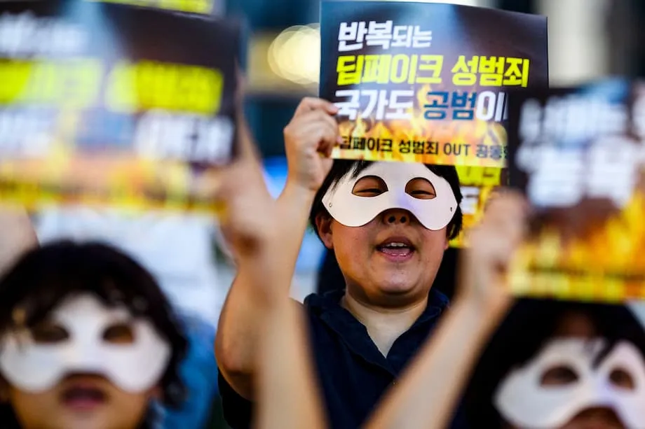 Wanita China Dedahkan Kumpulan Intai-intai di Telegram: Krisis Privasi, Penapisan dan Perjuangan Menuntut Keadilan