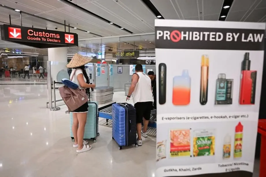 Tindakan Keras Singapura Tanpa Toleransi terhadap Vape: Perkara yang Perlu Diketahui Warga Asing