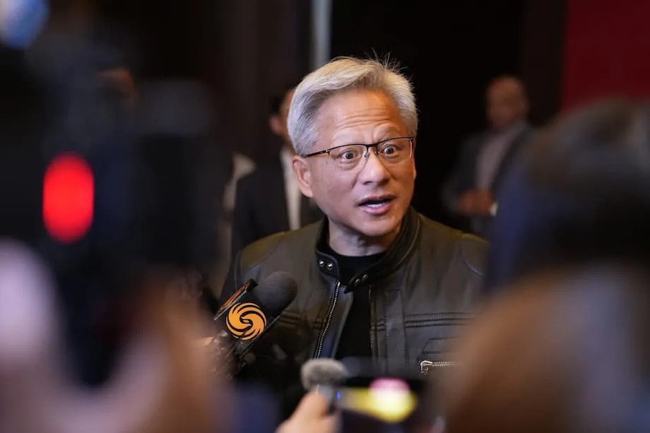 Cambricon China Melonjak Ketika Nvidia Berdepan Larangan Eksport: Bagaimana Perang Cip Membentuk Semula Persaingan AI Global