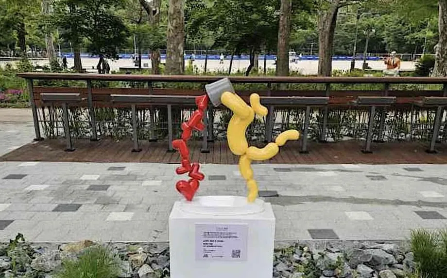Arca Menguasai Seoul 2025: Galeri Seluruh Bandar di Taman dan Sepanjang Sungai Hangang