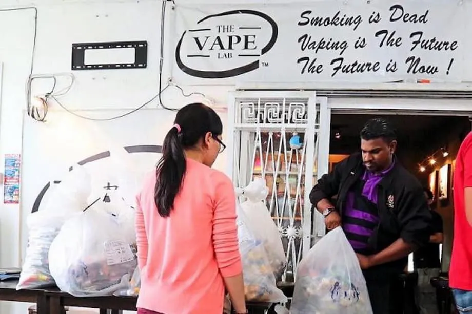 Malaysia akan mengharamkan vape di seluruh negara secara berperingkat susulan perdebatan sengit