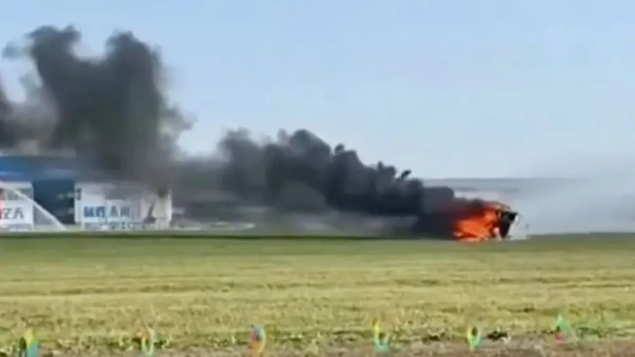 Kereta terbang Xpeng AeroHT bertembung semasa latihan di Changchun, satu terbakar