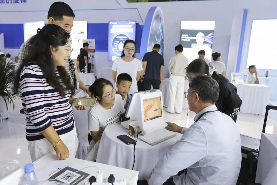 Di sebalik pelan 19 langkah China untuk meningkatkan perbelanjaan perkhidmatan dan perjalanan masuk