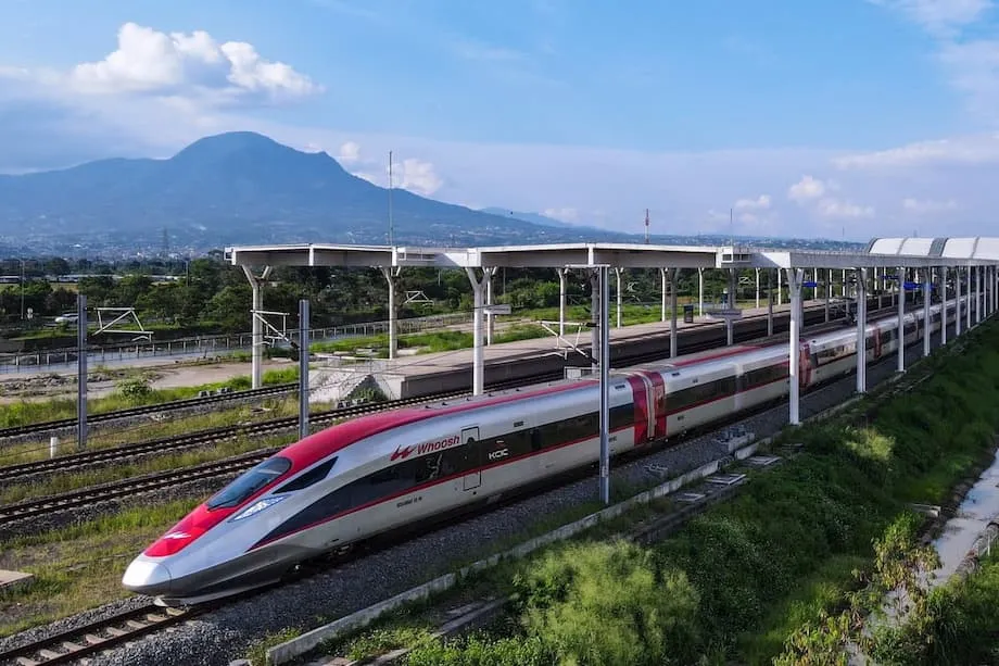 Indonesia Rancang Penstrukturan Semula Hutang Kereta Api Berkelajuan Tinggi Jakarta-Bandung yang Dibiayai China