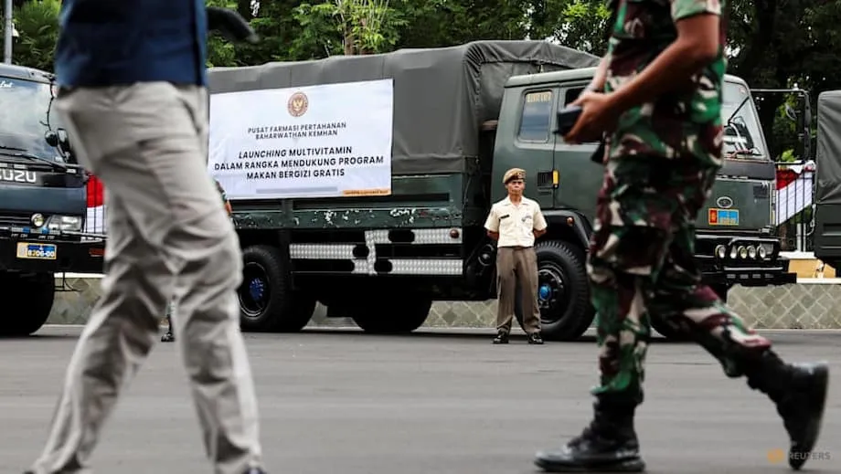 Tentera Indonesia Menghasilkan Multivitamin untuk Program Makanan Percuma