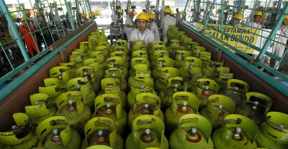 Indonesia Berdepan Jurang Penapisan dan Kebergantungan Import yang Mahal