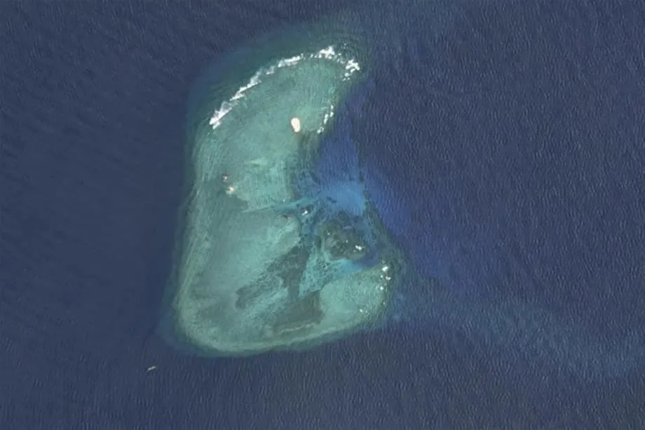Vietnam Mempercepat Penambakan South Reef ketika Pembinaan di Spratly Hampir Menyamai Skala China