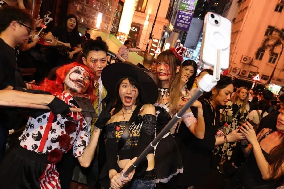Bagaimana Hong Kong Boleh Merampas Semula Statusnya sebagai Hab Halloween