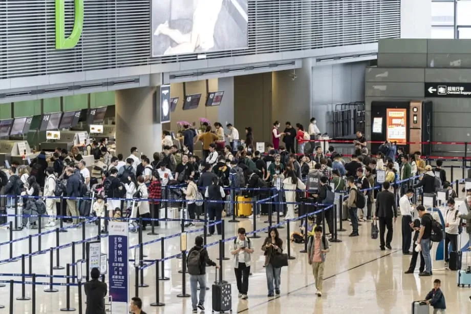 Tambang Murah Terus Menekan Tiga Syarikat Penerbangan Terbesar China Meski Untung Meningkat pada Musim Panas