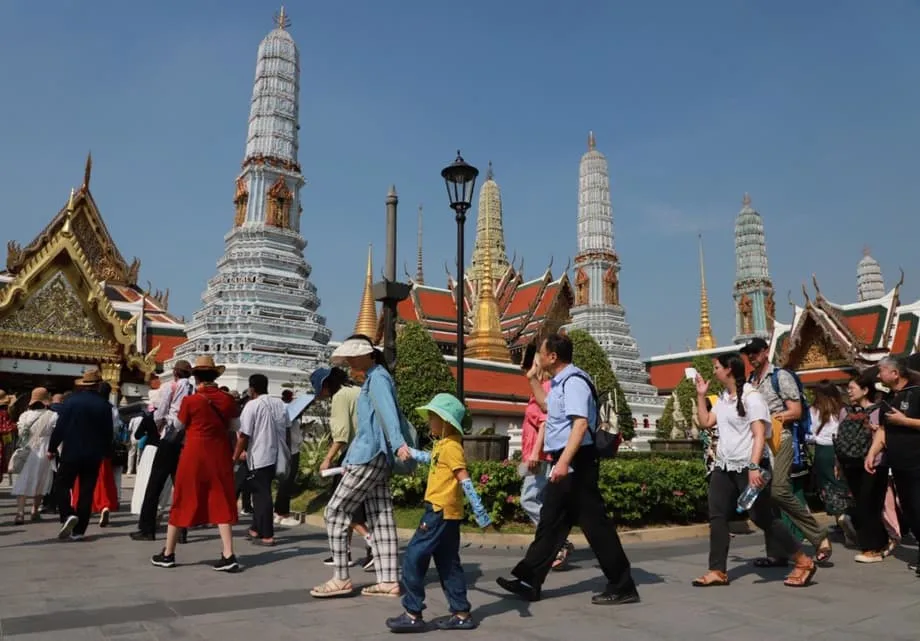 Syarikat Penerbangan Thai Bersedia Menarik Pelancong China susulan Amaran Perjalanan ke Jepun
