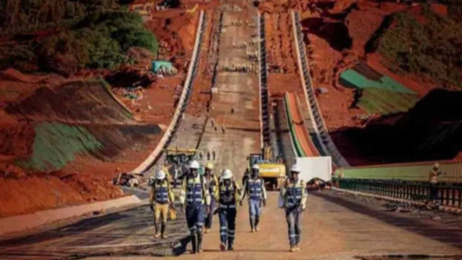 China Buka Simandou Guinea untuk Membentuk Semula Perdagangan Bijih Besi Global