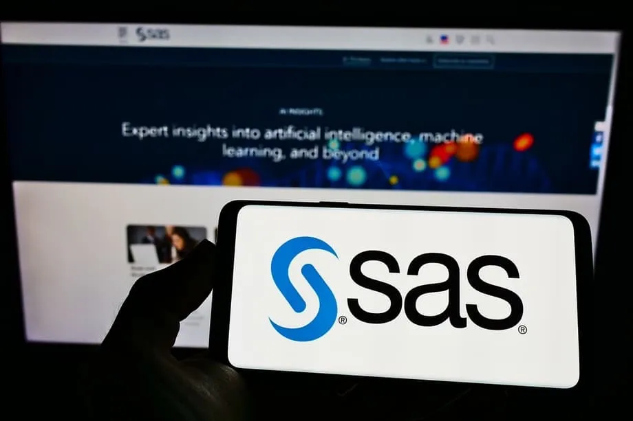 SAS menamatkan operasi langsung di China selepas 25 tahun, beralih kepada model rakan kongsi dan memotong kira-kira 400 pekerjaan