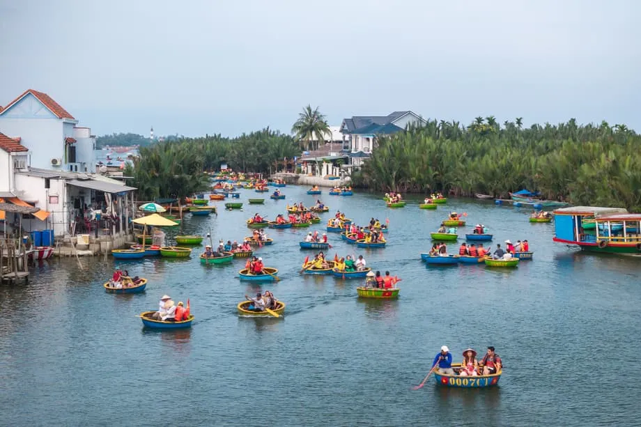 Destinasi Pelancongan Popular Asia Bergelut dengan Pelancongan Berlebihan