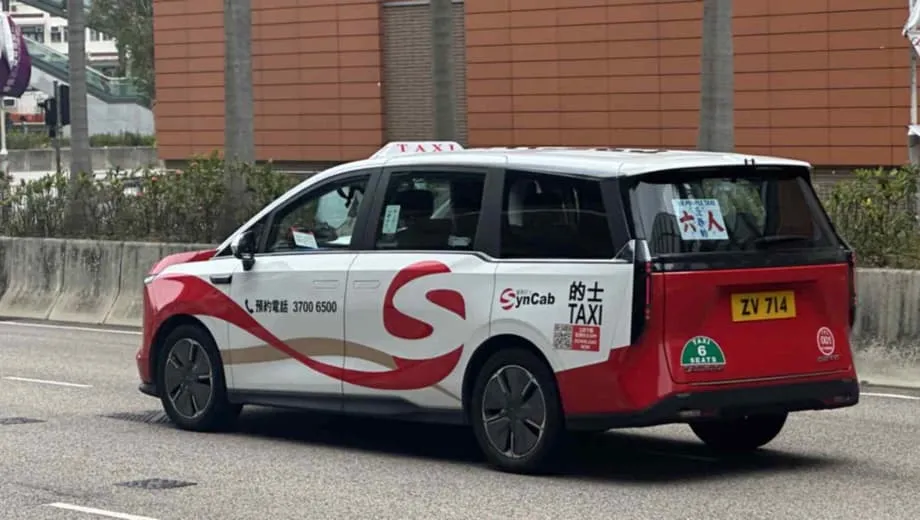 Pengeluar Kereta China Cabar Toyota dalam Pasaran Teksi Hong Kong