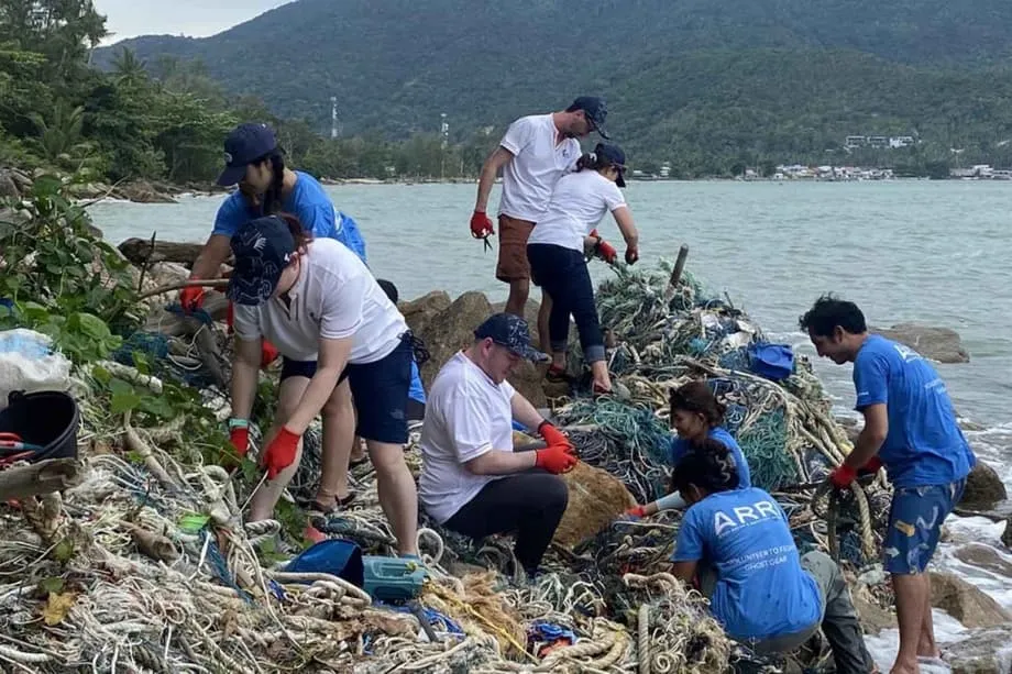 Teknologi dan Komuniti Memulihkan Ekosistem Marin Koh Phangan