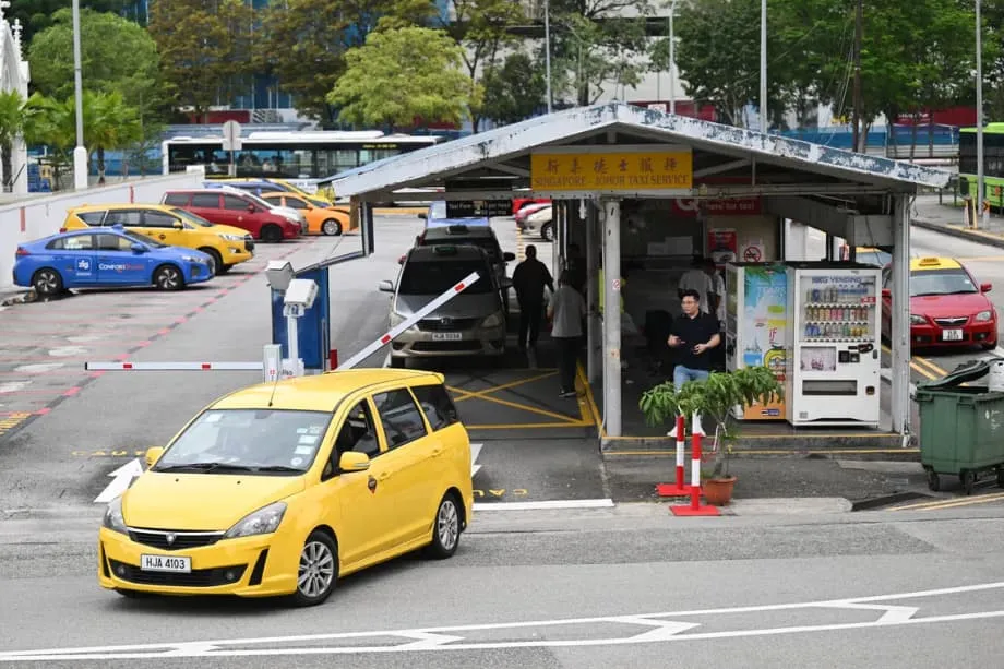 Singapura dan Malaysia longgarkan peraturan teksi, benarkan penumpang dihantar ke mana-mana dan tambah bilangan teksi berlesen