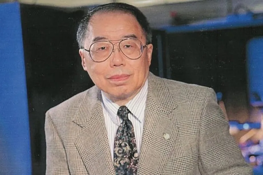 Abu Chih-Tang Sah, Perintis Semikonduktor, Dibawa Pulang ke China