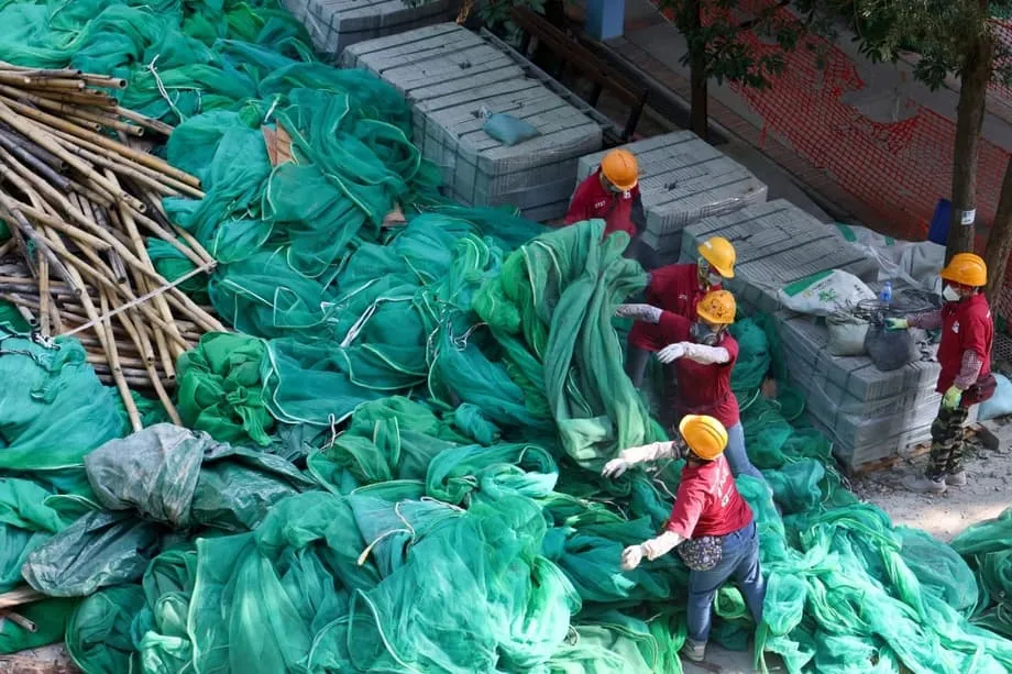 Jaring Perancah Hong Kong Terbakar Walaupun Lulus Piawaian Keselamatan