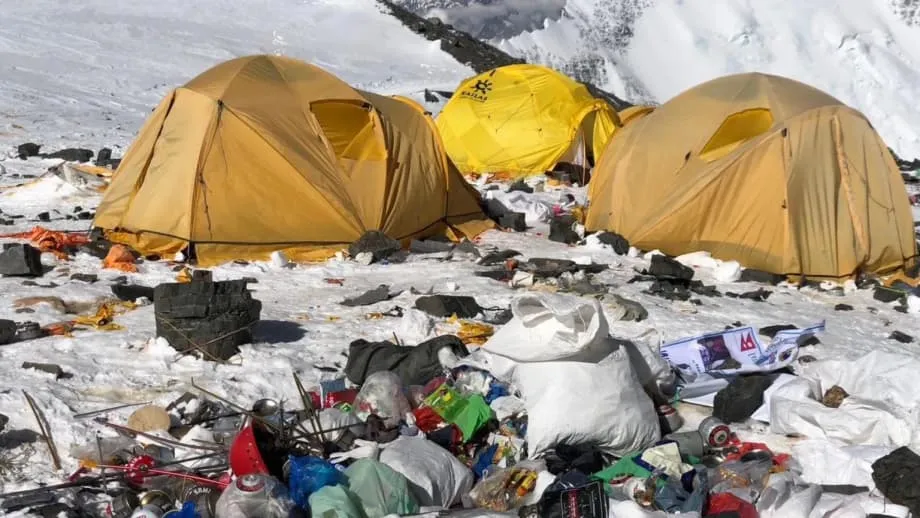 Nepal Mansuhkan Skim Deposit Sisa Gunung Everest Selepas Dasar Gagal
