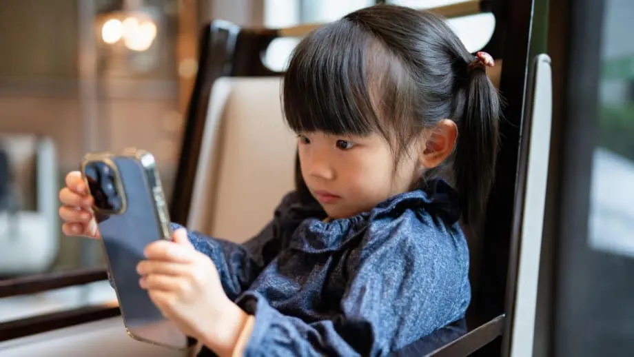 China Cadangkan Peraturan AI Ketat untuk Melindungi Kanak-kanak daripada Kandungan Chatbot Berbahaya