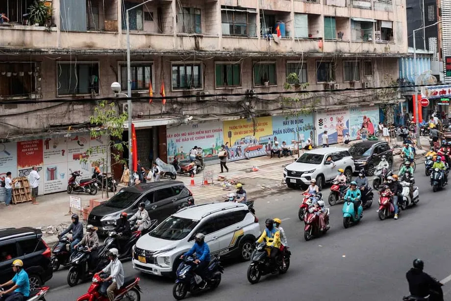 Bandar Raya Ho Chi Minh Larang Kenderaan Petrol di Pusat Bandar dalam Usaha Beralih kepada Elektrik