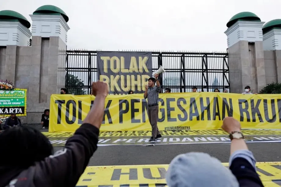 Kanun Jenayah Baharu Indonesia: Legasi Kolonial Digantikan Kontroversi Moden