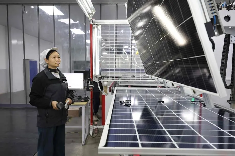 China Umum Strategi Keselamatan Tenaga Bercita-cita Tinggi untuk Melindungi Ekonomi dan Mencapai Matlamat Iklim