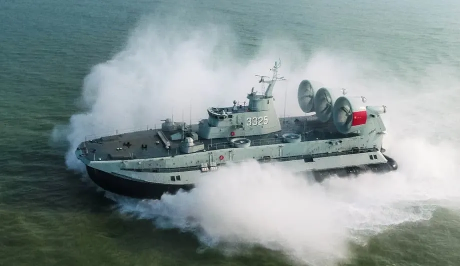 China memperluas armada hoverkraf terbesar di dunia bagi menghadapi kemungkinan konflik Taiwan