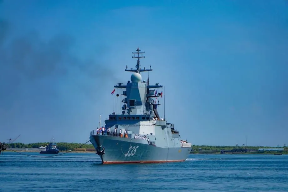 Kapal Selam Rusia Tiba di Jakarta untuk Latihan Bersama, Menandakan Hubungan Tentera Laut yang Semakin Erat di Indo-Pasifik