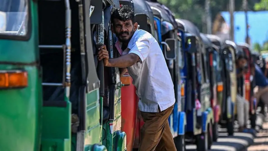 Tiga Hentaman: Bagaimana Siklon Ditwah dan Perang Iran Menolak Sri Lanka ke Ambang Krisis