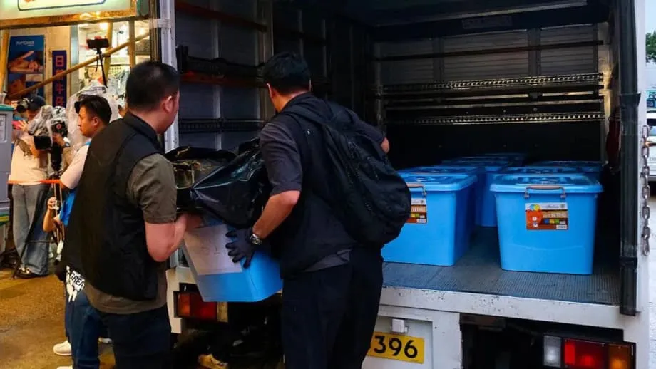 Kedai Buku Bebas Hong Kong Diserbu Polis Buat Kali Ketiga dalam Empat Bulan, Lima Ditahan Kerana Penerbitan 'Menghasut'