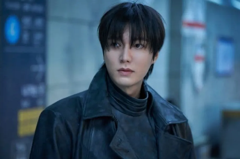Lee Min-ho Dinobatkan sebagai Pelakon Teratas yang Meningkatkan Imej Global Korea dalam Tinjauan Kerajaan