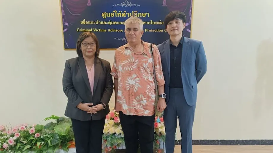 Mahkamah Thailand Bebaskan Penulis Australia Selepas Malaysia Gugurkan Kes Fitnah Rentas Sempadan