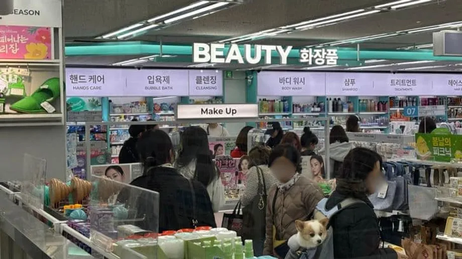 Bagaimana Inflasi Mengubah Daiso daripada Kedai Harga Tetap kepada Destinasi Membeli-belah Anak Muda Korea
