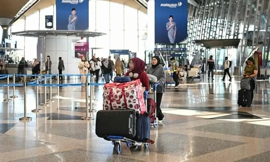 Malaysia laksana identiti biometrik dan saringan awal untuk semua pelawat asing